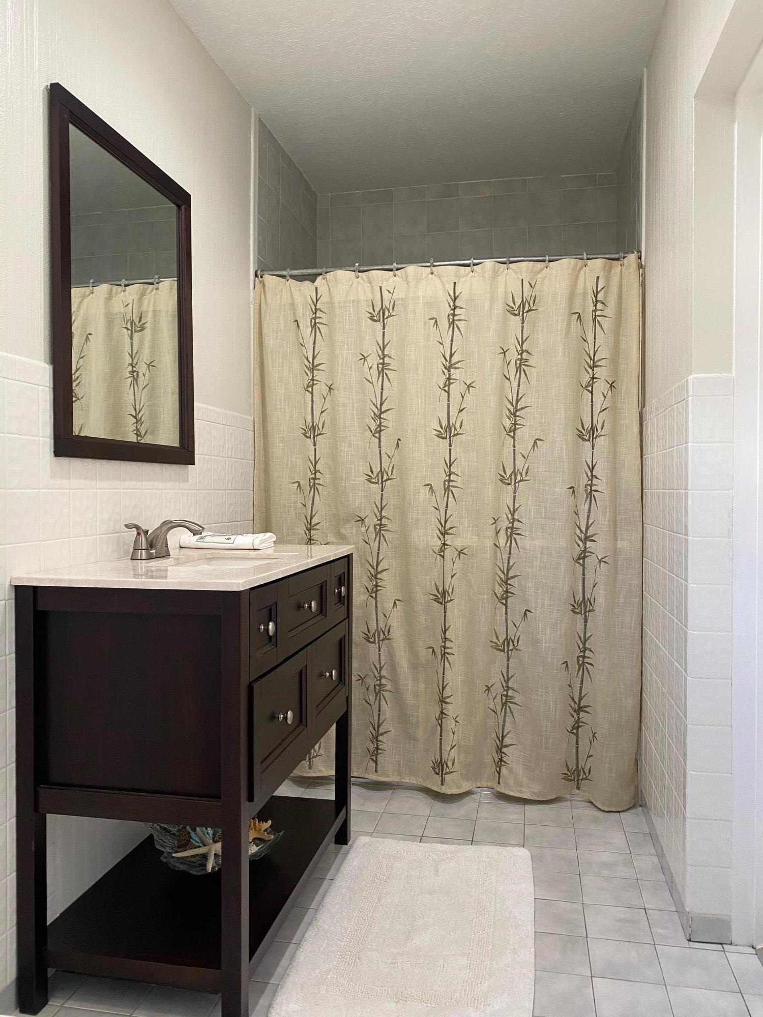 759 Bailey Street Boca Raton, FL 33487 - Photo 14 of 22 8229EC6E-5892-45F3-A8BC-53E7AC22BE10
