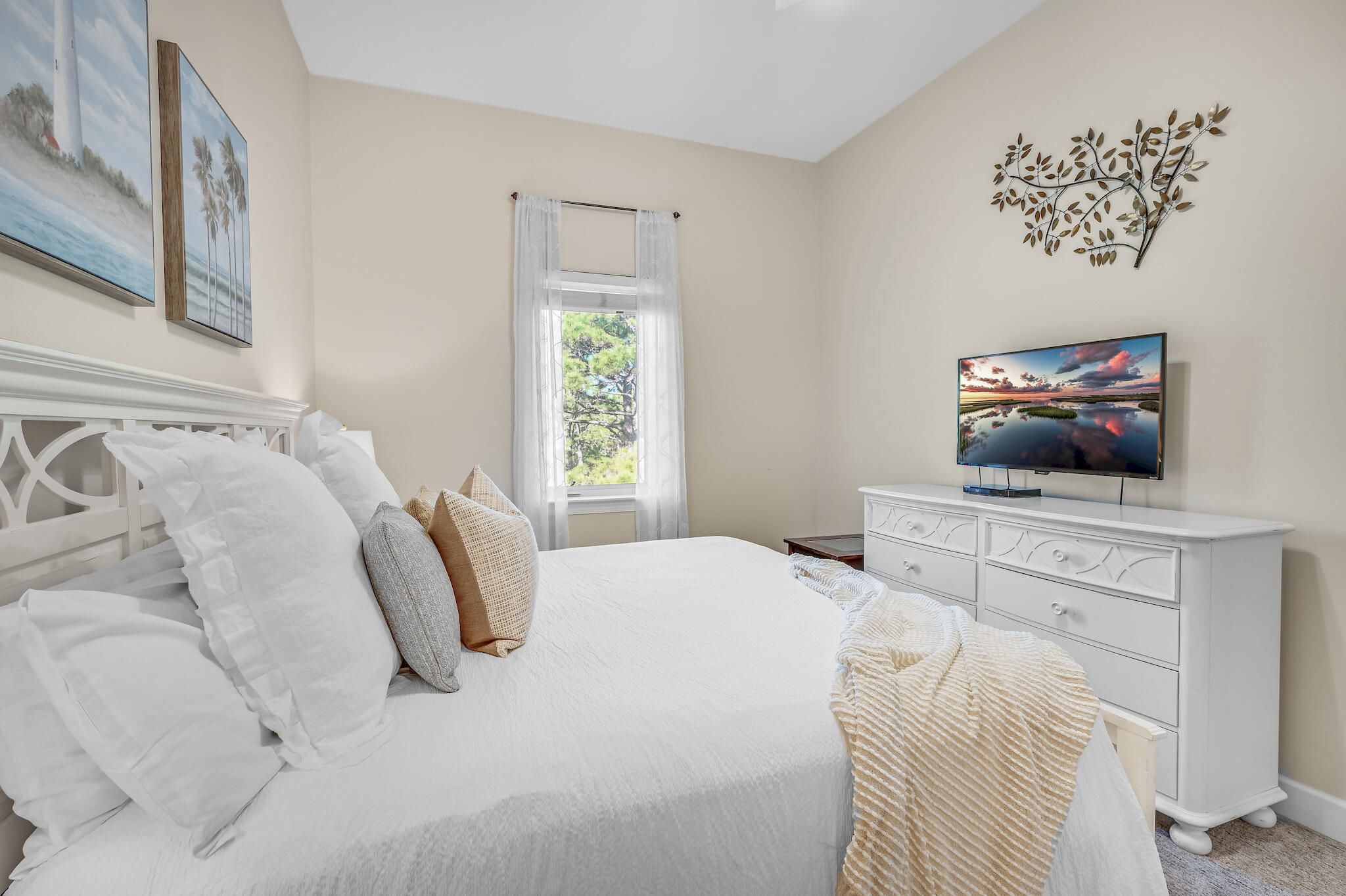 231 Somerset Bridge Road, Unit 1401 Santa Rosa Beach, FL 32459 - Photo 19 of 38 a bedroom with a bed and a television