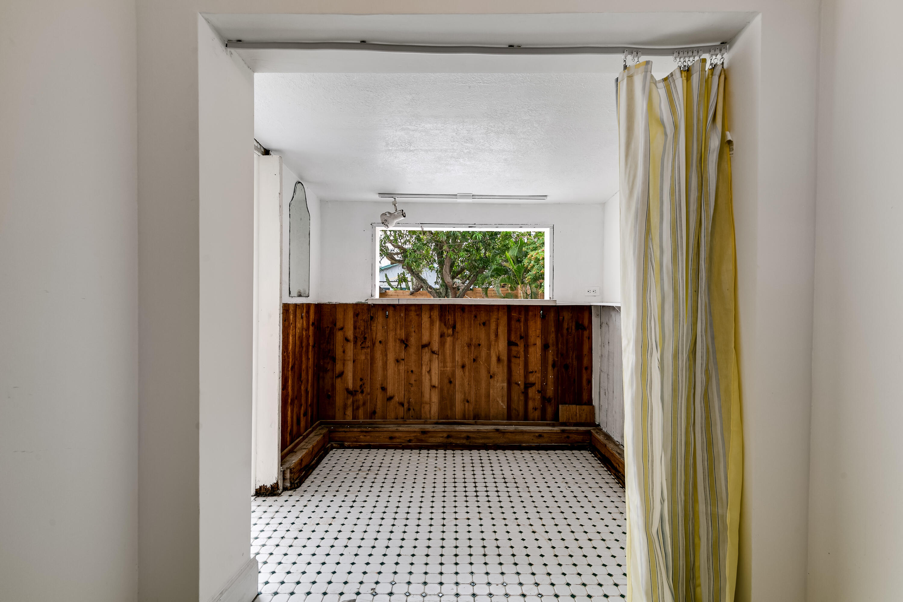 1092 James Road Lake Worth, FL 33462 - Photo 13 of 15 new 1092 james rd lantana laundry