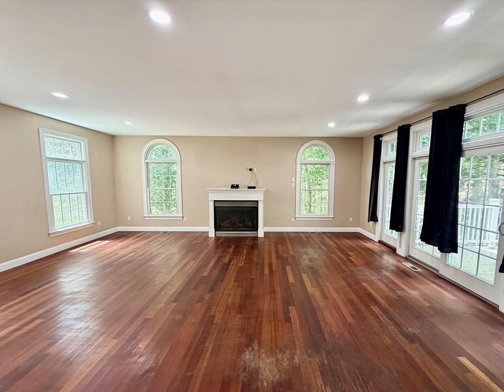 41 Thresher Road Hampden, MA 01036 - Photo 4 of 30