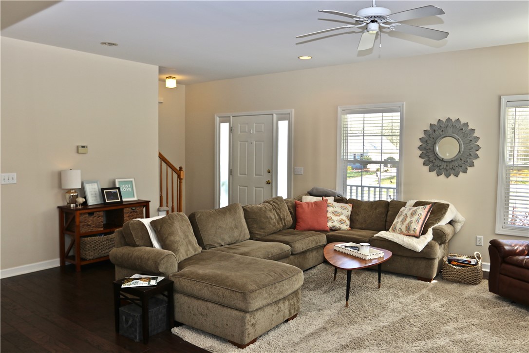 105 Cedar Pond Road Anderson, SC 29621 - Photo 2 of 31 Living Room