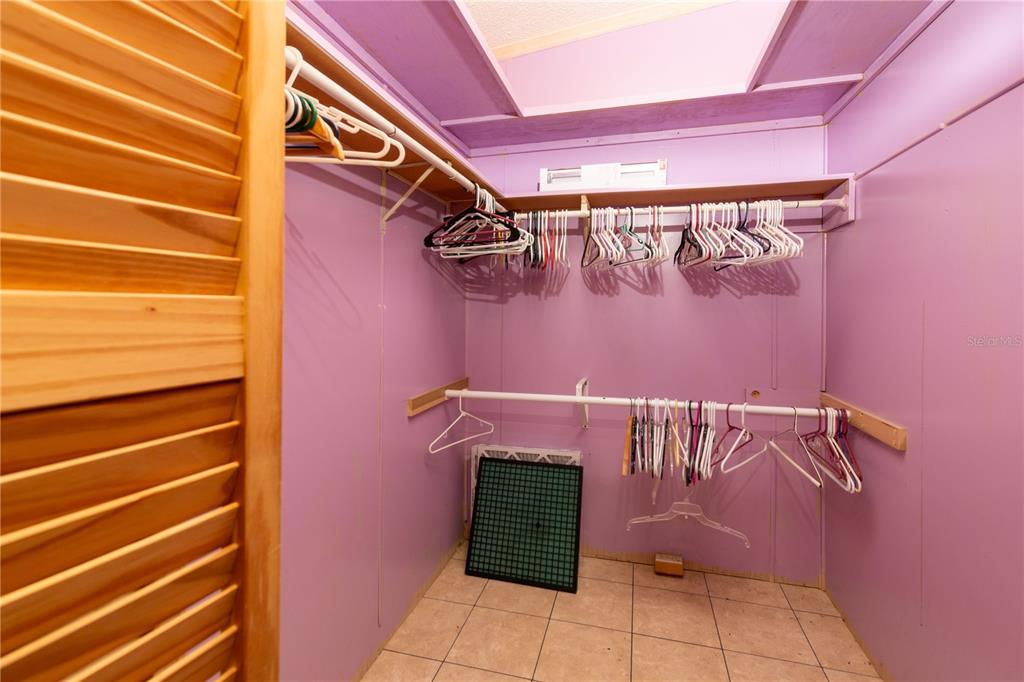 1001 Starkey Road, Unit 82 Largo, FL 33771 - Photo 33 of 47 Gallery Image 33