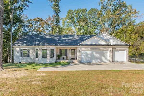 $454,500 | 4907 Lanvale Avenue, Trinity, NC 27370