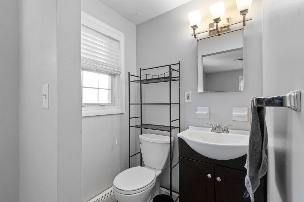 95 Royal Road Brockton, MA 02302 - Photo 13 of 22