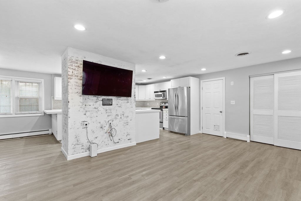 95 Royal Road Brockton, MA 02302 - Photo 8 of 22