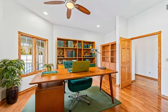 $949,000 | 5065 East Sleepy Hollow Road, Earlville, IL 60518