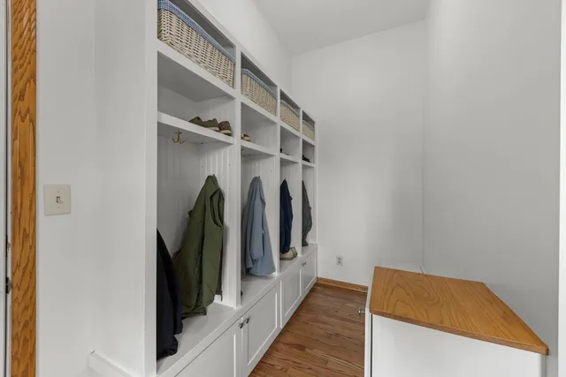 $949,000 | 5065 East Sleepy Hollow Road, Earlville, IL 60518