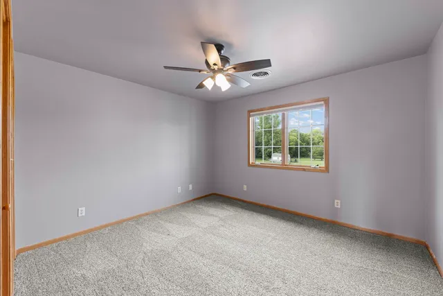 $949,000 | 5065 East Sleepy Hollow Road, Earlville, IL 60518