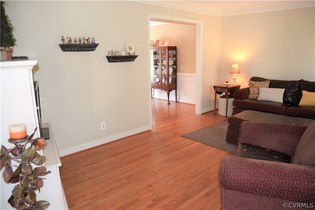 6105 Lansgate Road Midlothian, VA 23112 - Photo 3 of 25