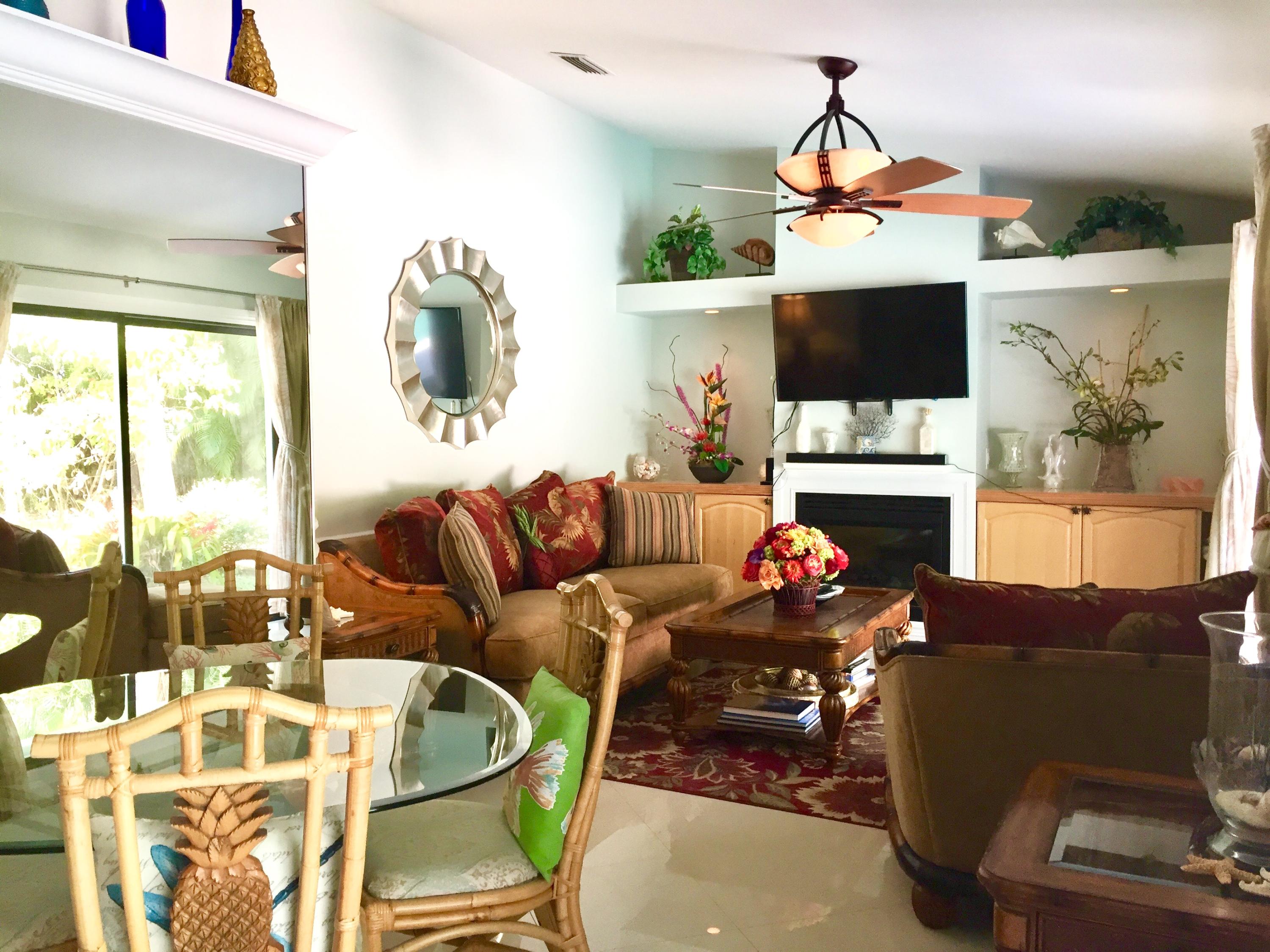 6887 Southwest Garnett Drive Stuart, FL 34997 - Photo 14 of 32 Living