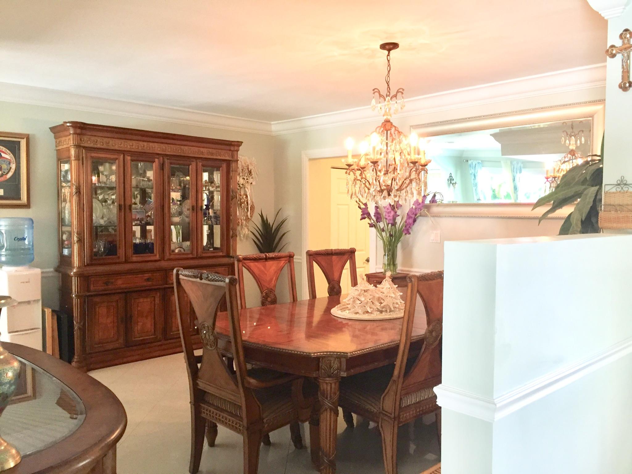 6887 Southwest Garnett Drive Stuart, FL 34997 - Photo 17 of 32 Dining or family room