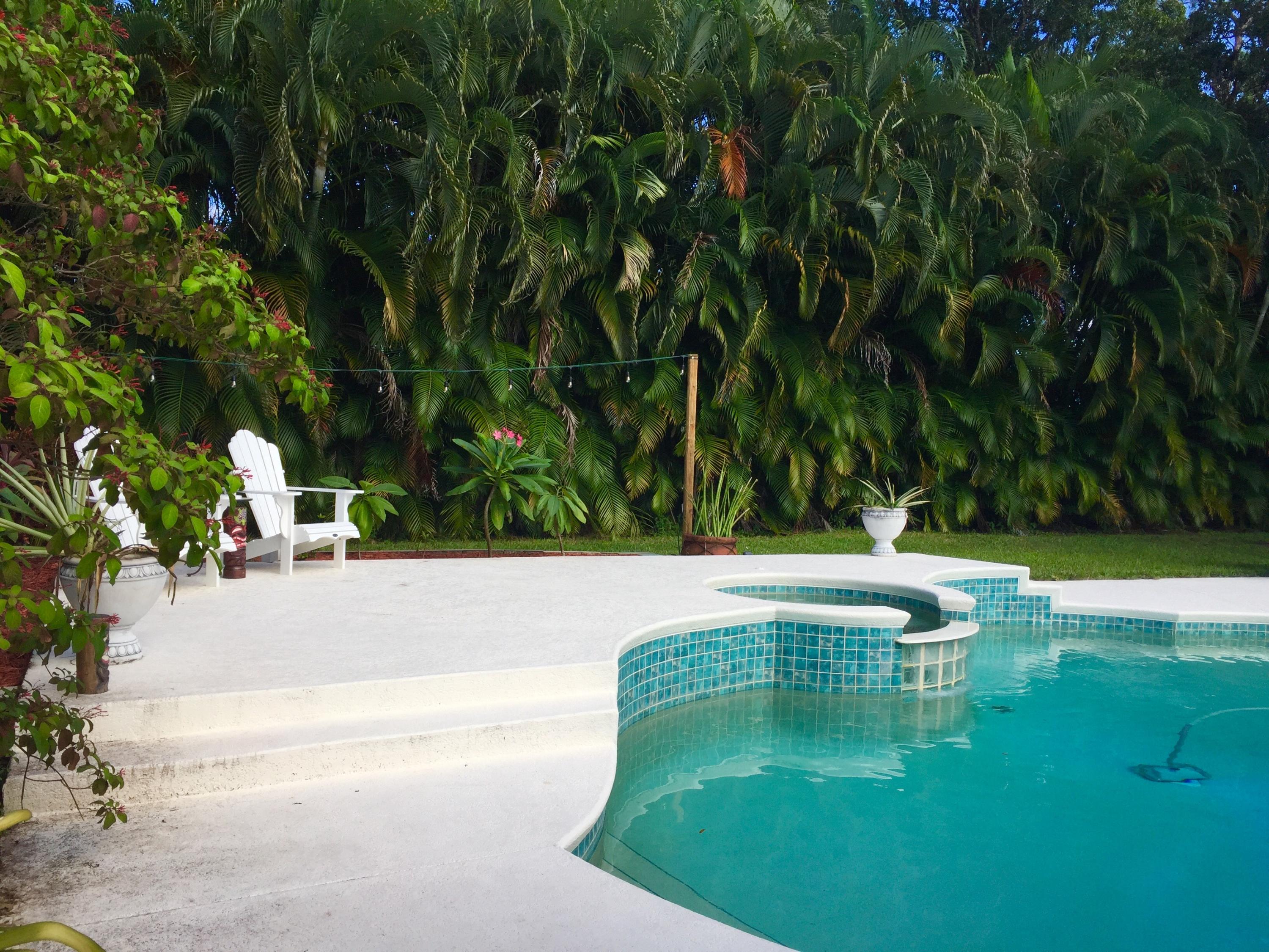 6887 Southwest Garnett Drive Stuart, FL 34997 - Photo 7 of 32 Salt Pool