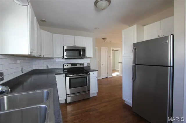 $1,200 | 3623 Steins Street, St. Louis, MO 63116