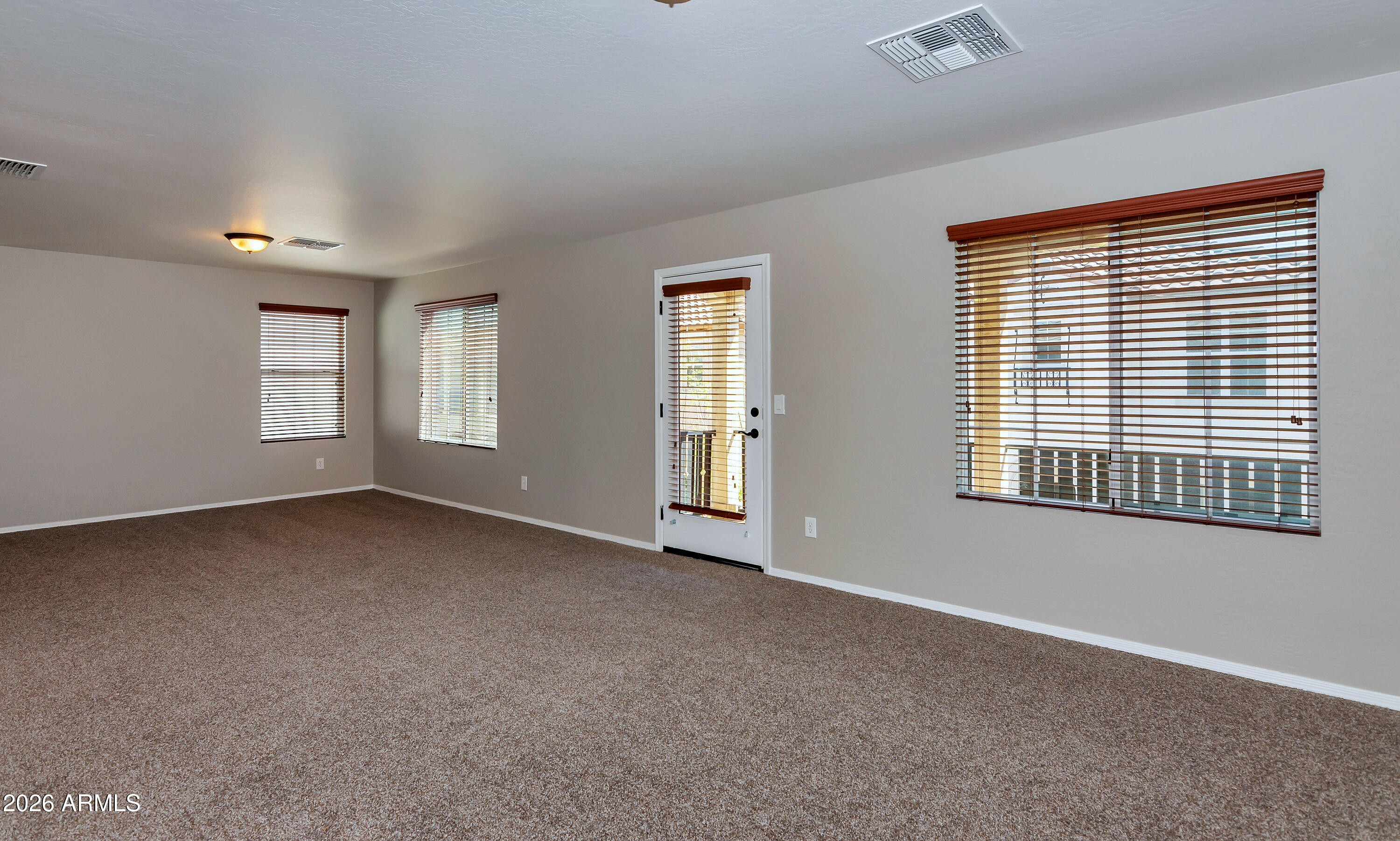 893 South Adam Way Gilbert, AZ 85296 - Photo 11 of 23