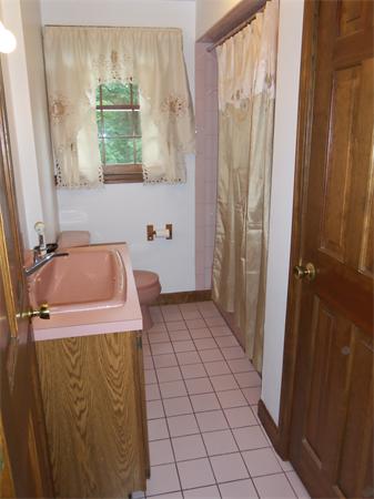 18 Sylvan Road Billerica, MA 01821 - Photo 14 of 17