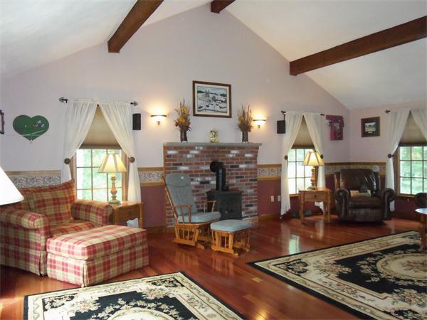18 Sylvan Road Billerica, MA 01821 - Photo 7 of 17