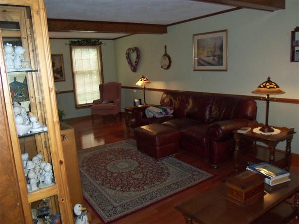18 Sylvan Road Billerica, MA 01821 - Photo 9 of 17