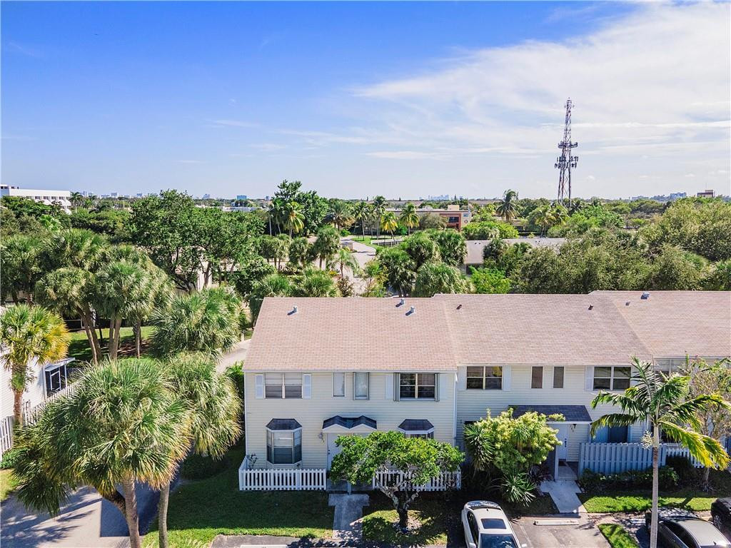 185 Southwest 3rd Street Pompano Beach, FL 33060 - Photo 2 of 77 Photo 40