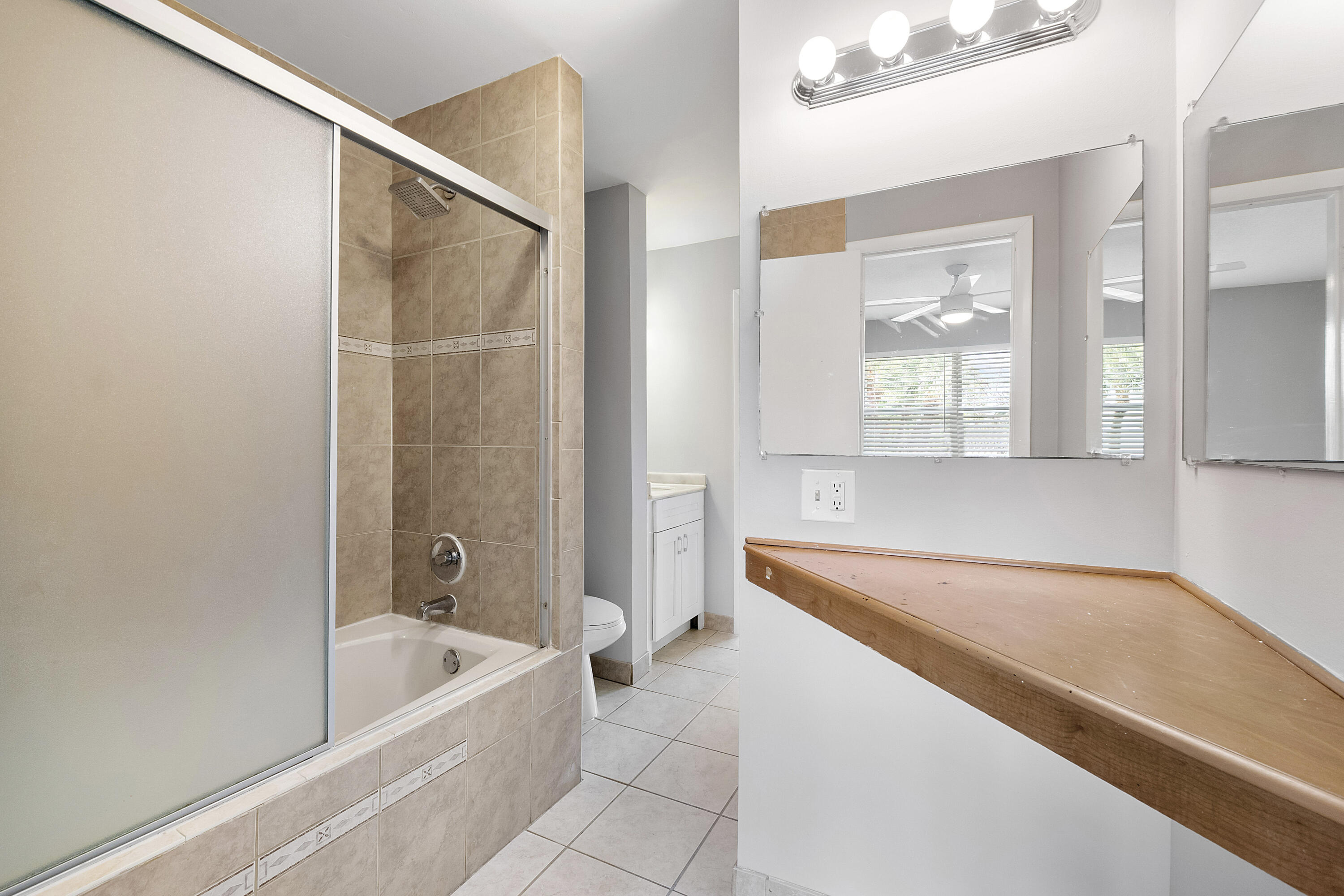 185 Southwest 3rd Street Pompano Beach, FL 33060 - Photo 30 of 77 185 Sw 3rd St_021