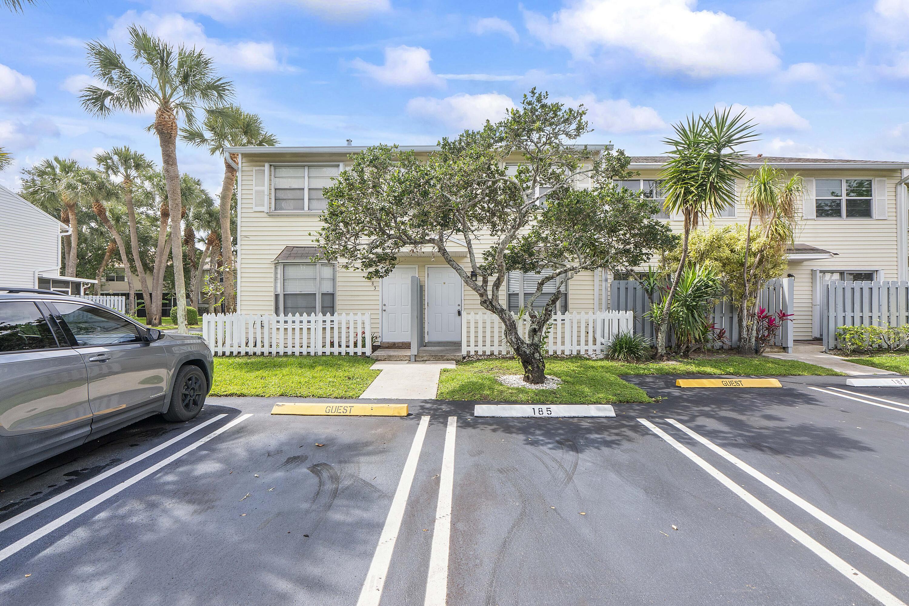 185 Southwest 3rd Street Pompano Beach, FL 33060 - Photo 3 of 77 185 Sw 3rd St_002