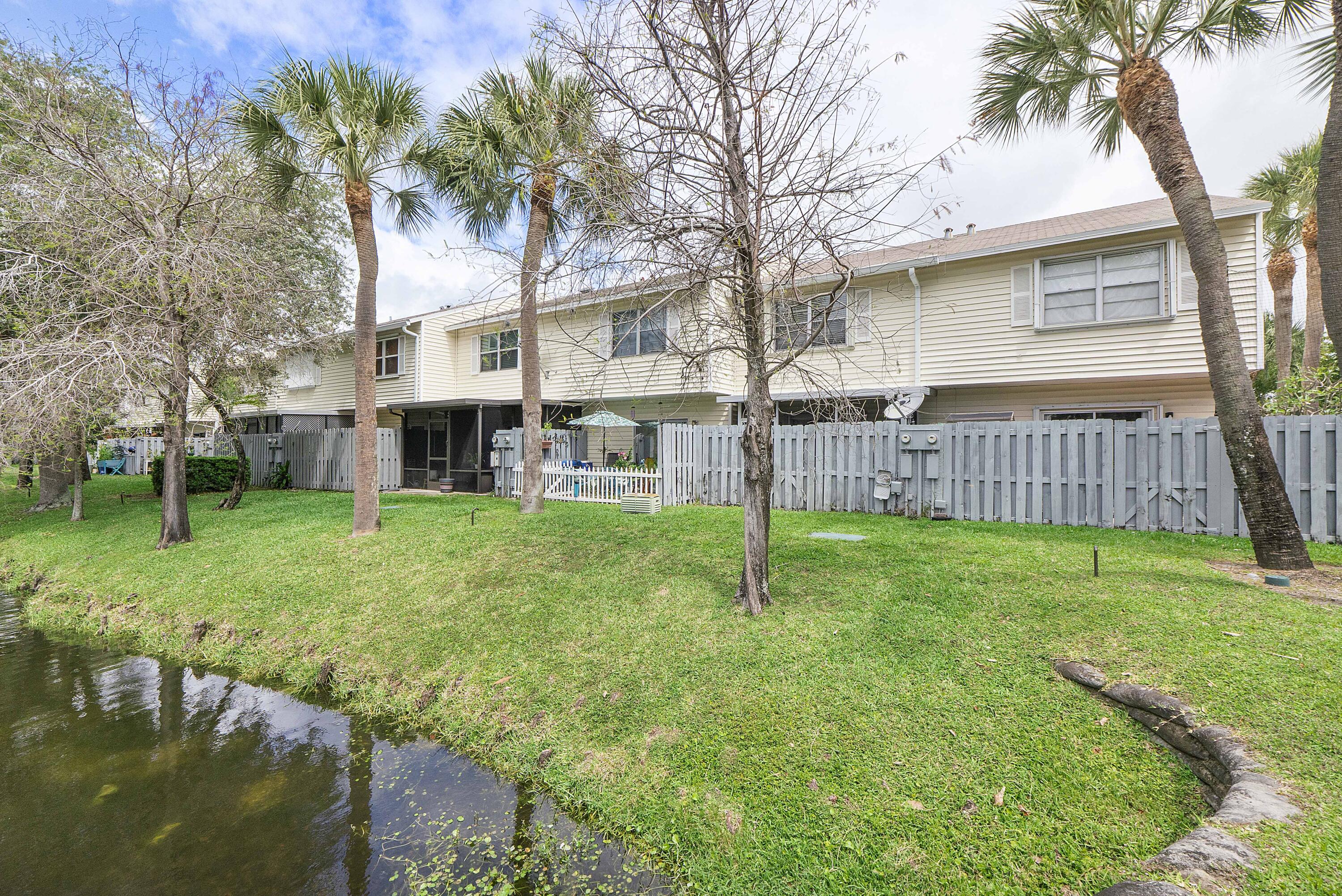 185 Southwest 3rd Street Pompano Beach, FL 33060 - Photo 34 of 77 185 Sw 3rd St_035