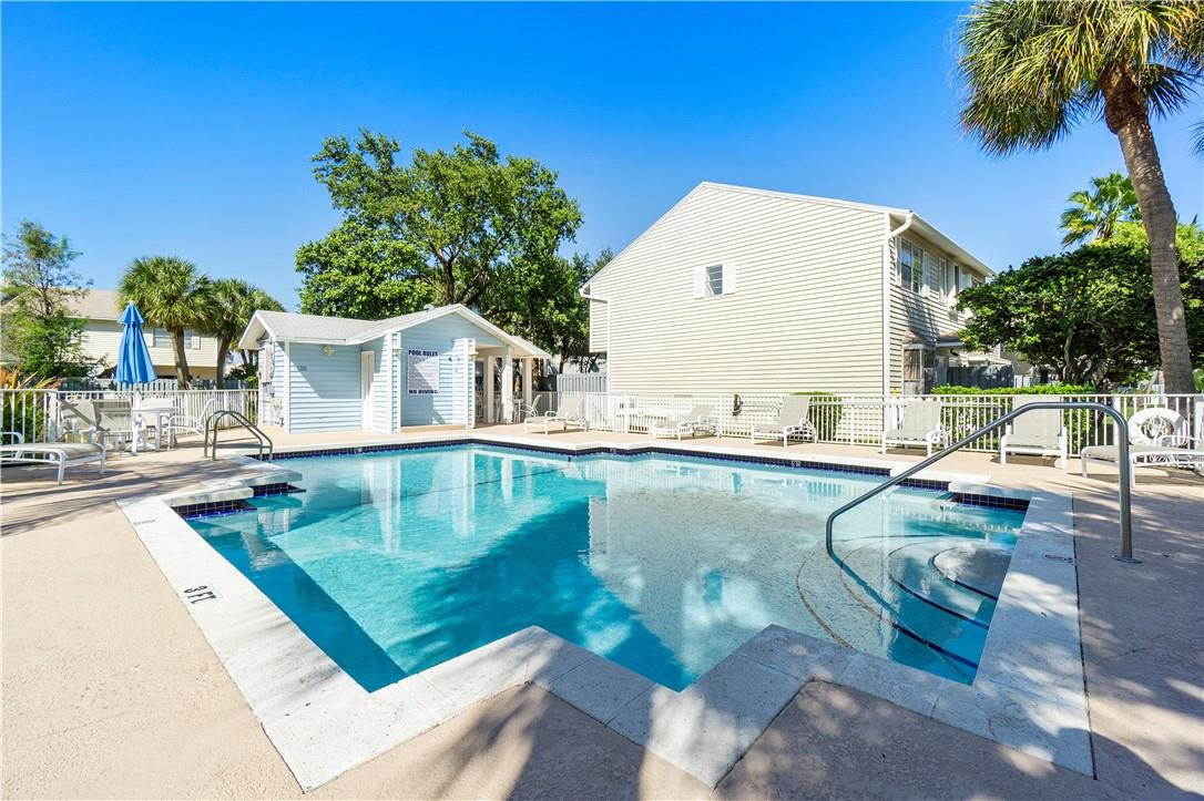 185 Southwest 3rd Street Pompano Beach, FL 33060 - Photo 44 of 77 Photo 34