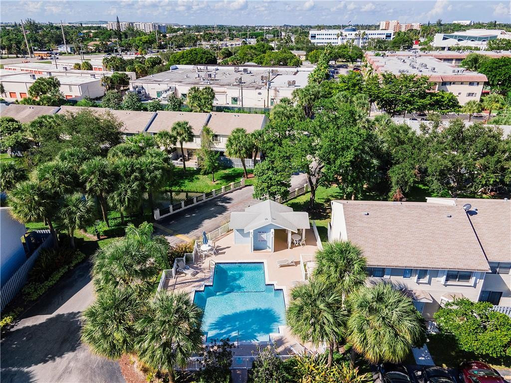 185 Southwest 3rd Street Pompano Beach, FL 33060 - Photo 47 of 77 Photo 37