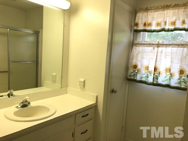 3712 Essie Street Raleigh, NC 27610 - Photo 10 of 28 Gallery Image 10