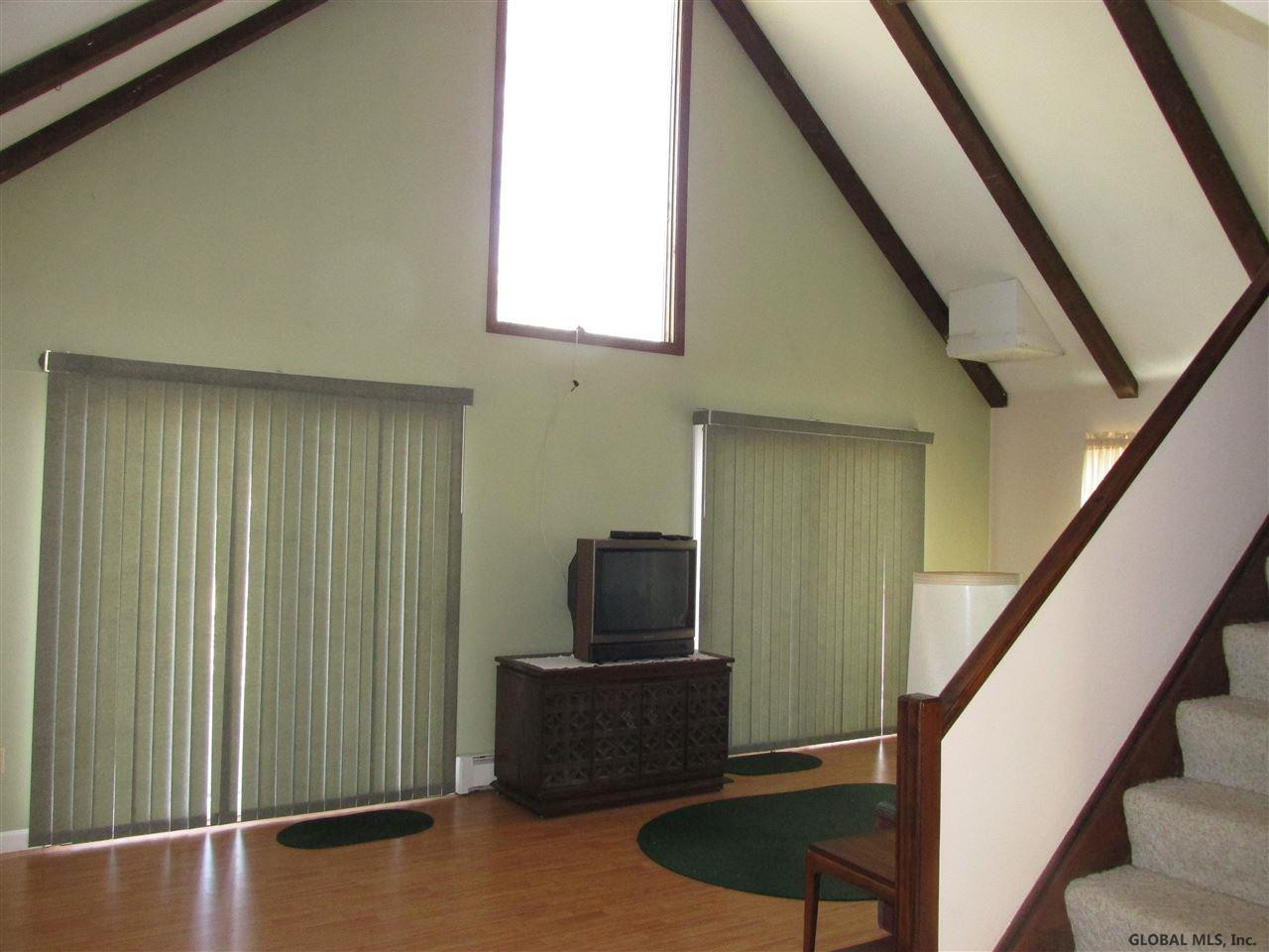 524 Roxbury Road Claverack, NY 12534 - Photo 10 of 12 Photo 10
