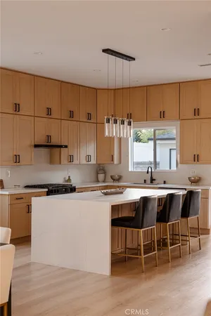 $1,800,000 | 5817 Cantaloupe Avenue, Valley Glen, CA 91401