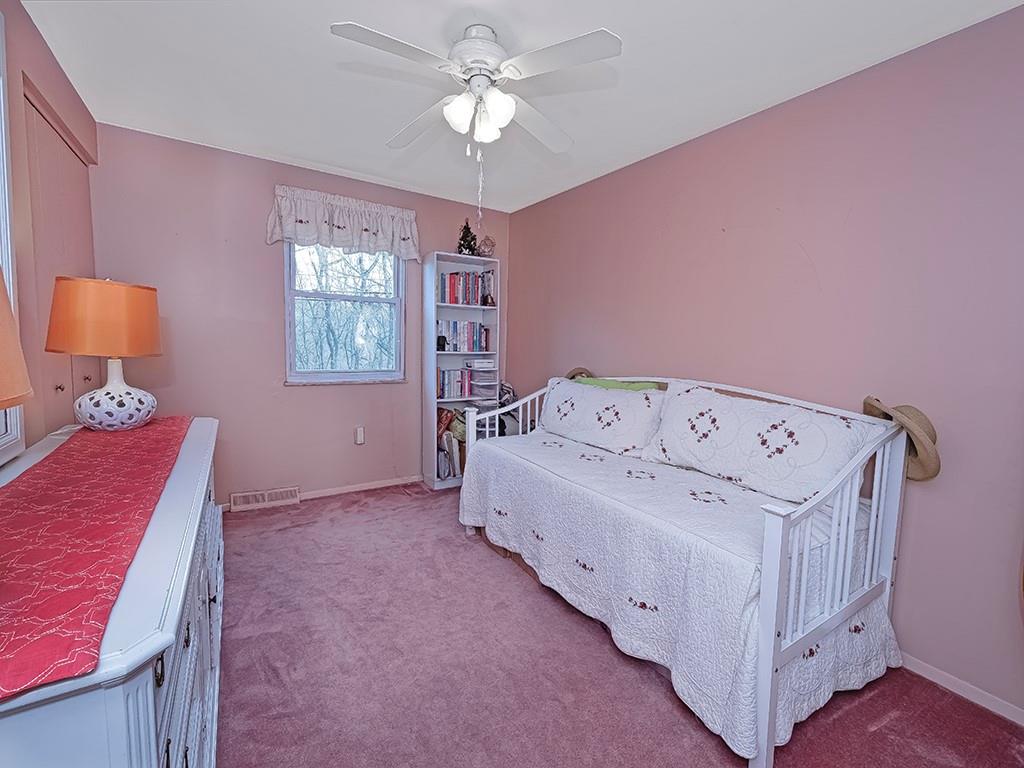 96 Buckhill Road Pittsburgh, PA 15237 - Photo 13 of 19 Gallery Image 13