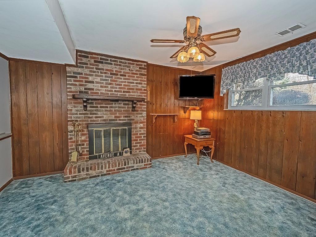 96 Buckhill Road Pittsburgh, PA 15237 - Photo 17 of 19 Gallery Image 17
