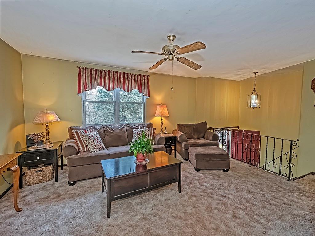 96 Buckhill Road Pittsburgh, PA 15237 - Photo 2 of 19 Gallery Image 2