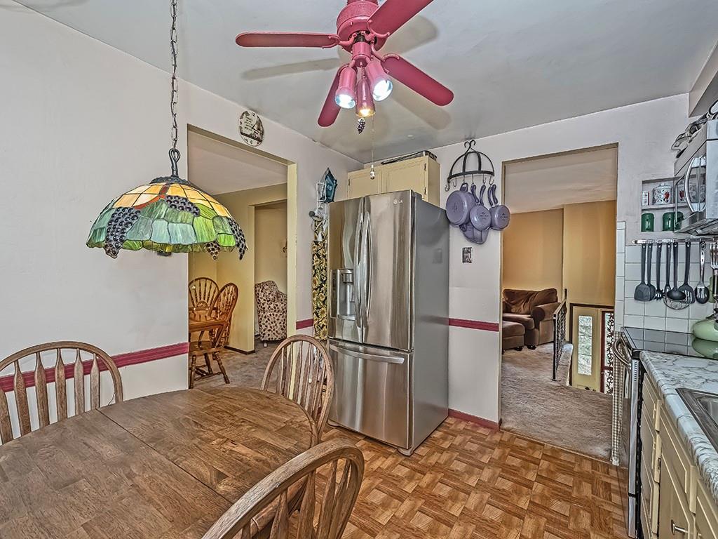 96 Buckhill Road Pittsburgh, PA 15237 - Photo 9 of 19 Gallery Image 9