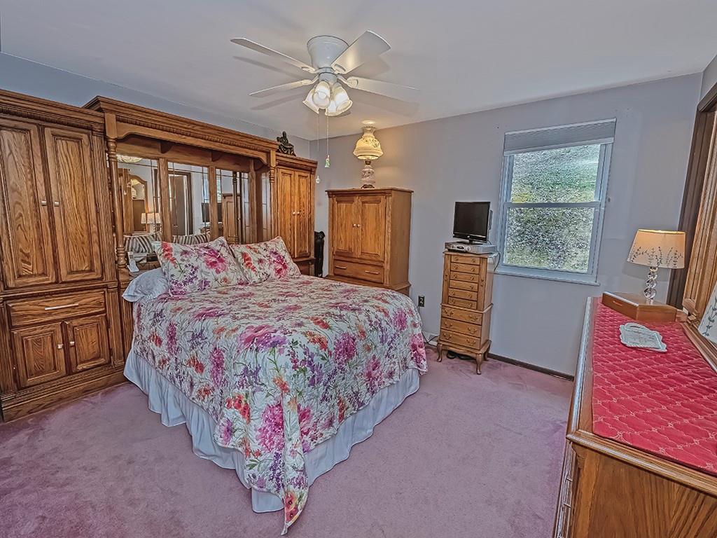 96 Buckhill Road Pittsburgh, PA 15237 - Photo 10 of 19 Gallery Image 10