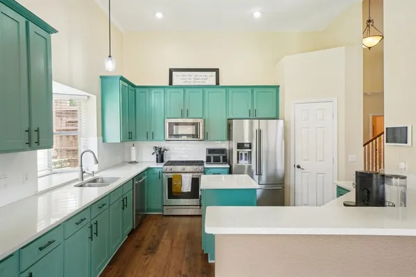 $530,000 | 2728 Vista Bluff Boulevard, Lewisville, TX 75067