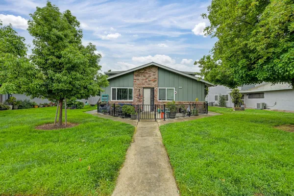 $200,000 | 9032 El Cajon Way, Unit 4, Sacramento, CA 95826