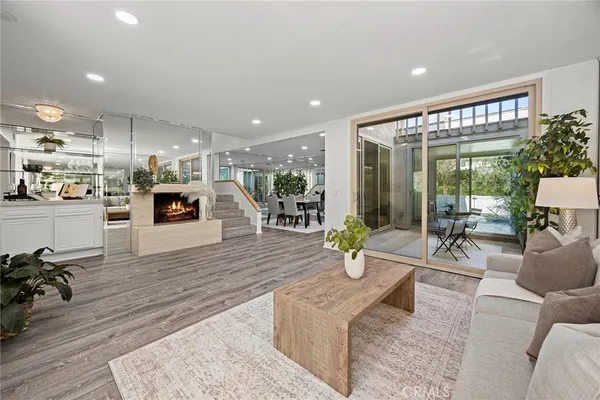 $949,000 | 6515 Círculo Dali, Anaheim, CA 92807