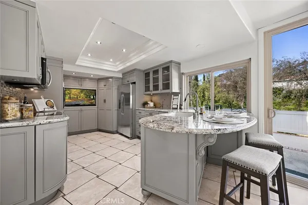 $949,000 | 6515 Círculo Dali, Anaheim, CA 92807