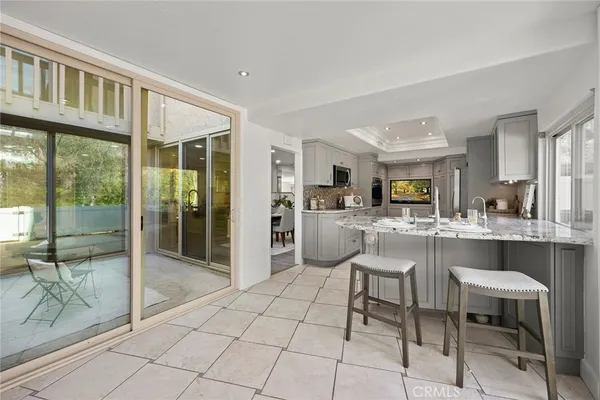 $949,000 | 6515 Círculo Dali, Anaheim, CA 92807