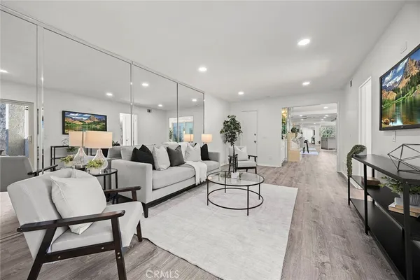 $949,000 | 6515 Círculo Dali, Anaheim, CA 92807