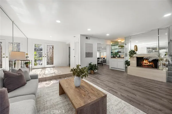 $949,000 | 6515 Círculo Dali, Anaheim, CA 92807