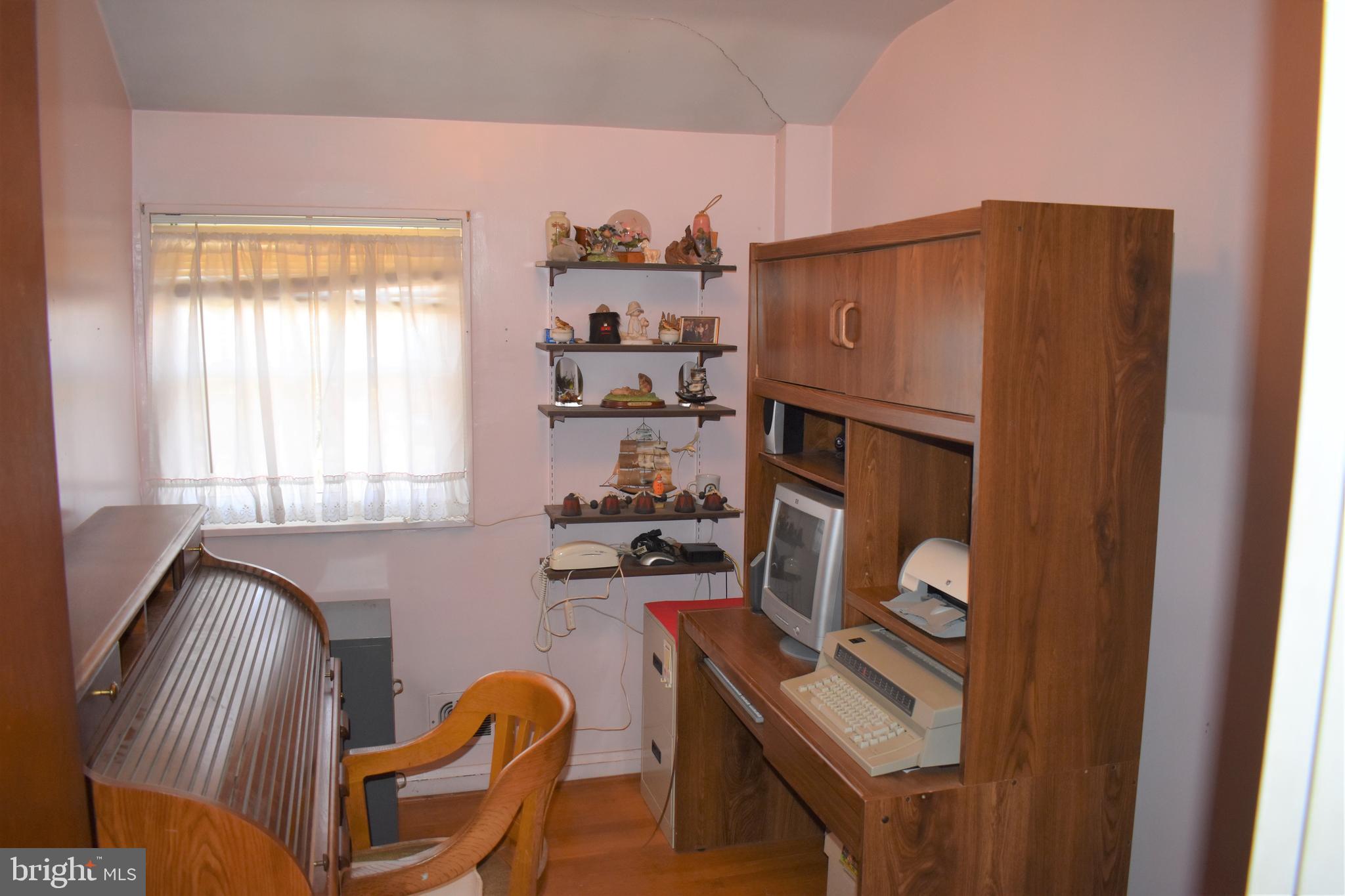 616 Brisbane Road Baltimore, MD 21229 - Photo 11 of 14
