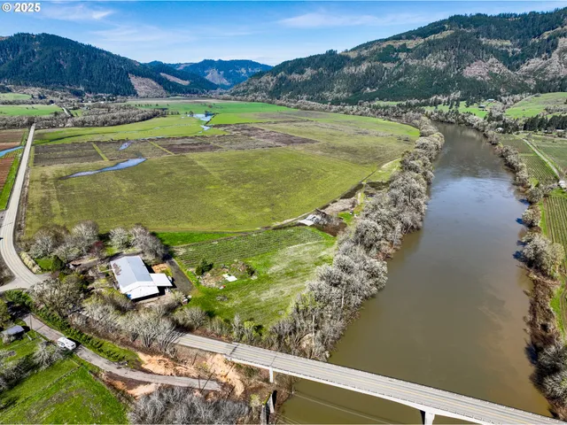 $5,000,000 | 687 Hubbard Creek Road, Umpqua, OR 97486