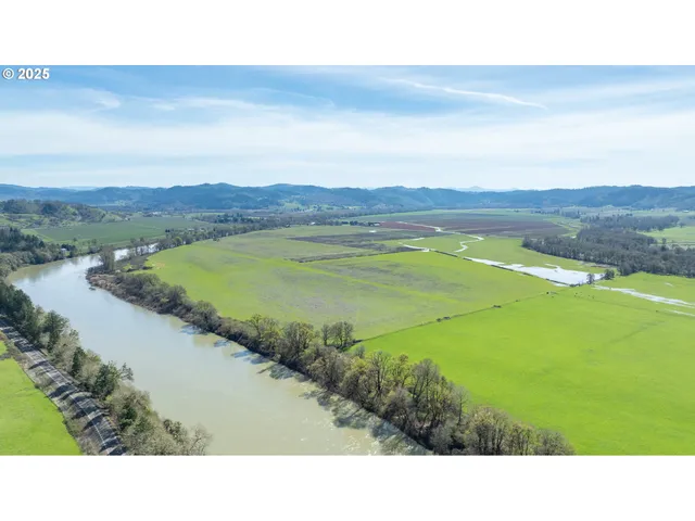 $5,000,000 | 687 Hubbard Creek Road, Umpqua, OR 97486