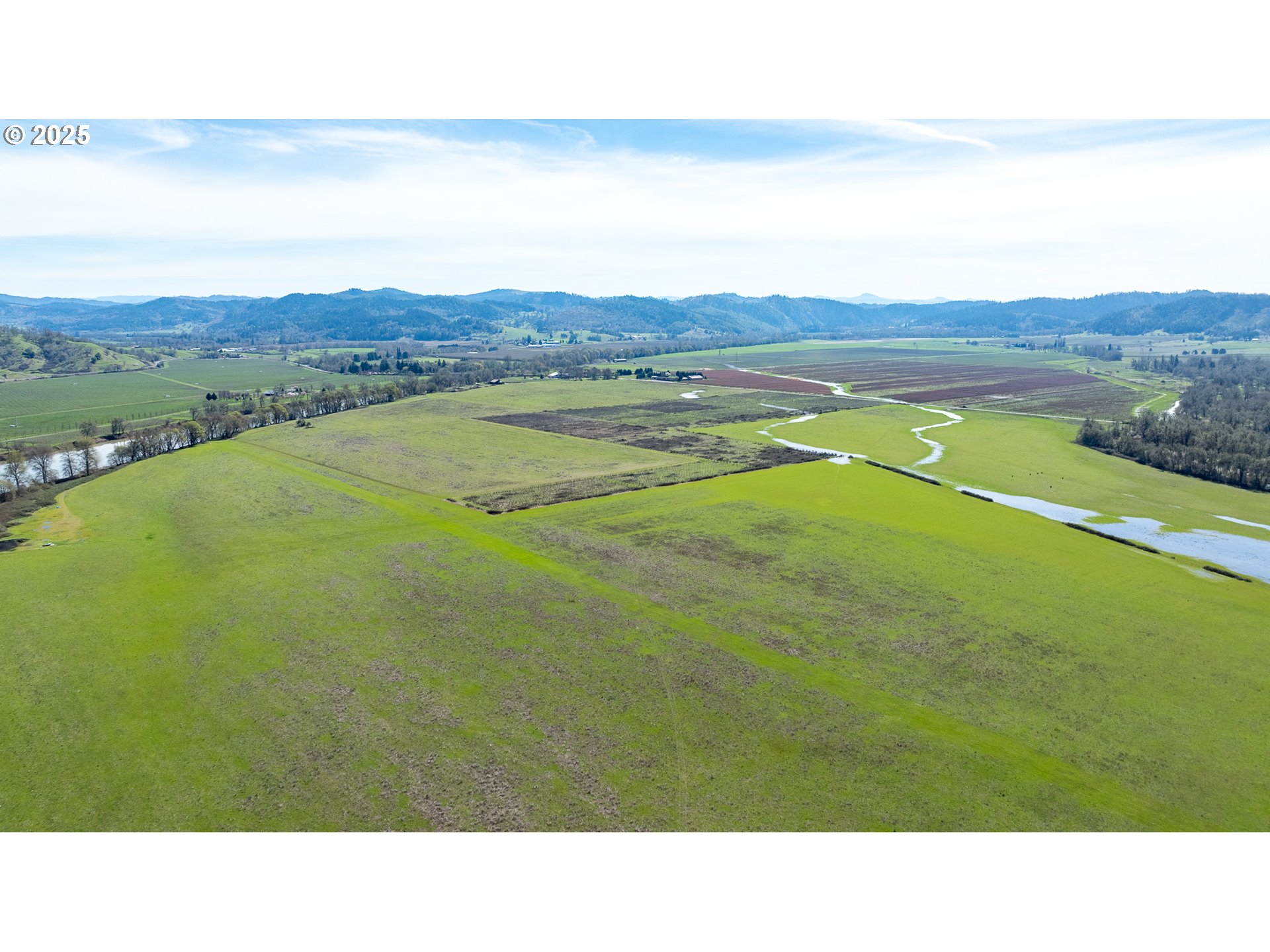 687 Hubbard Creek Road Umpqua, OR 97486 - Photo 27 of 33