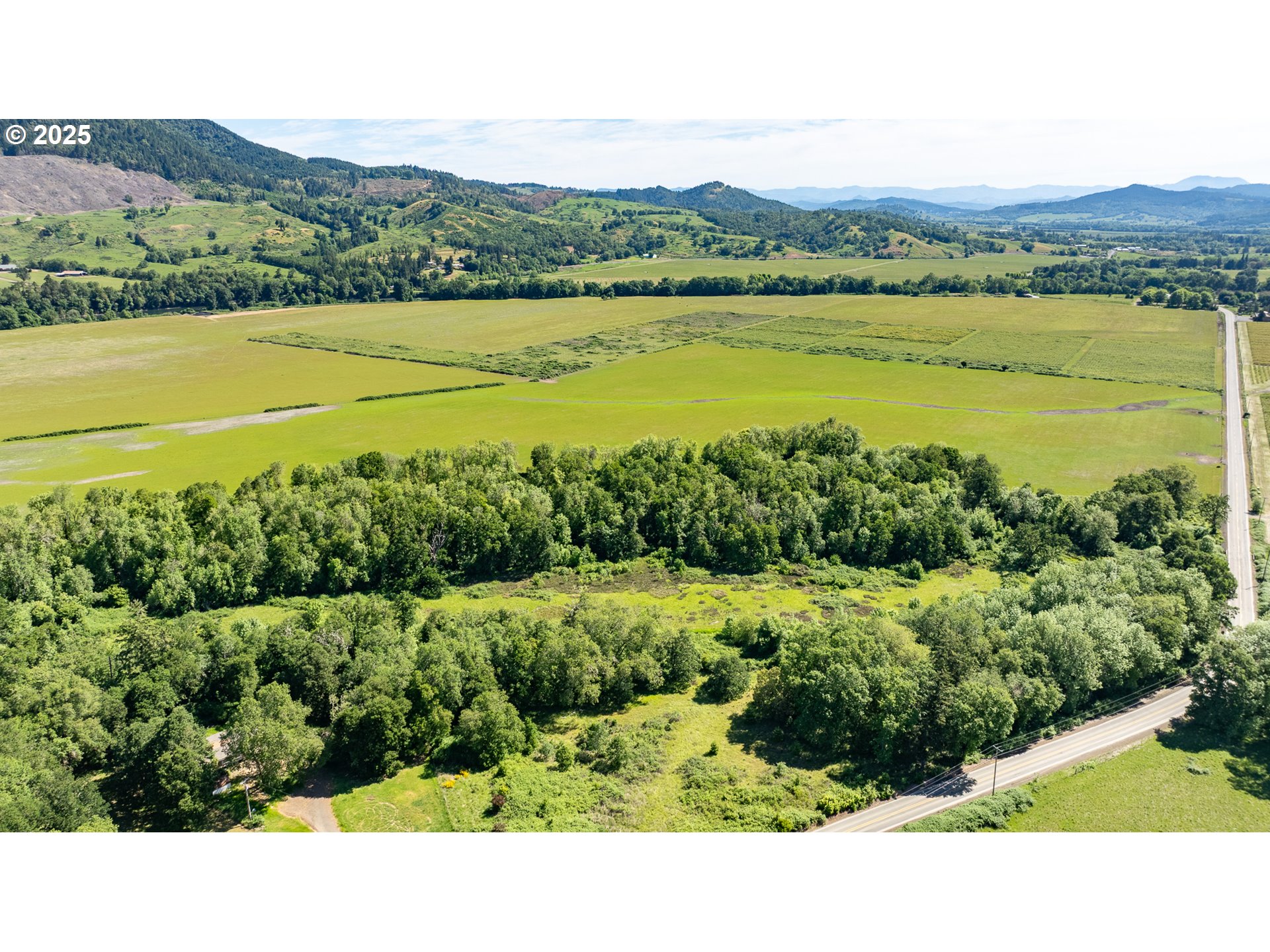 687 Hubbard Creek Road Umpqua, OR 97486 - Photo 33 of 33