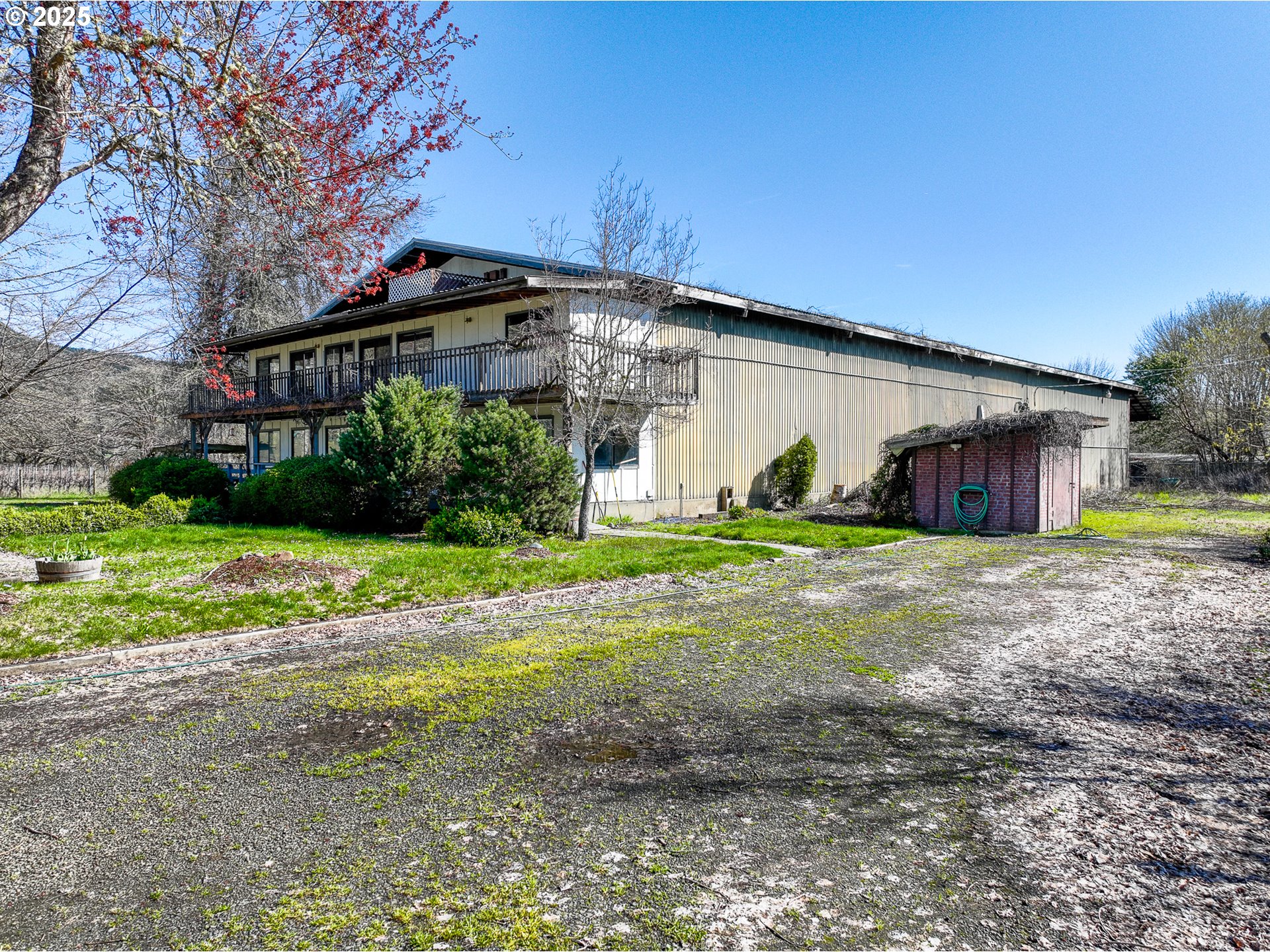 687 Hubbard Creek Road Umpqua, OR 97486 - Photo 7 of 33