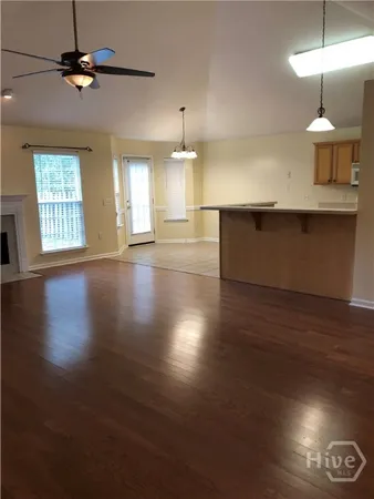 $2,400 | 15 Ledgestone Lane, Savannah, GA 31419