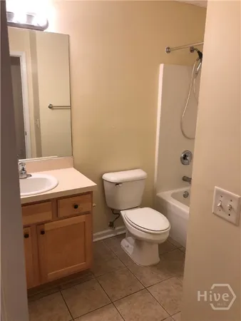 $2,400 | 15 Ledgestone Lane, Savannah, GA 31419